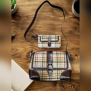 Vintage Chevron Patterned COACH HAMPTON HOUNDSTOOTH & Wristlet Bag/Purse Set!